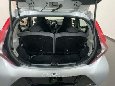 Toyota Aygo TOYOT AYGO 5P 1.0 X-PLAY 72CV Aygo 5p 1.0 x-play 72cv Grigio usata Roma