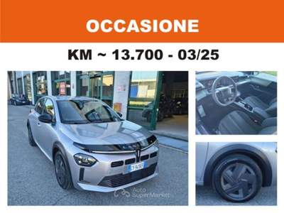 Lancia Ypsilon Hybrid e-DCT NEOPATENTATI Argento usata Gallarate
