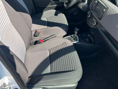 Toyota Yaris Unico proprietario Bianco usata Sant'Omero