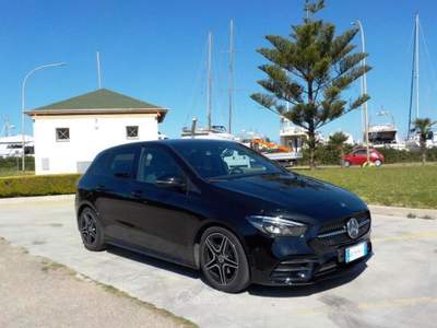 Mercedes-Benz Classe B d Automatic Premium Nero usata Gallipoli