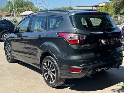 Ford Kuga FORD KUGA 2.0 TDCI 4WD 150CV ST LINE Verde usata Saviano