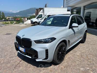 BMW X5 xDrive30d 48V Msport Pro Grigio usata Garbagnate Monastero