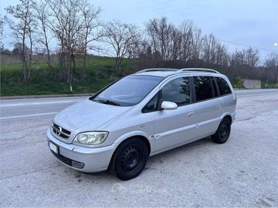 Opel Zafira DTI Elegance 7 Posti Argento usata Campodipietra