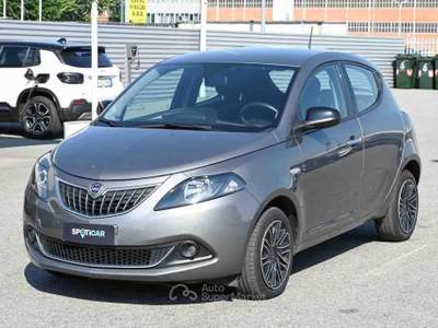 Lancia Ypsilon 1.0 FireFly S&S Hybrid Gold Grigio usata Pianezza