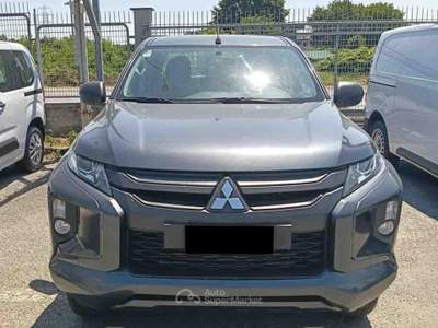 Mitsubishi L200 2.3 D Double Cab 4x4 Grigio usata Pianezza