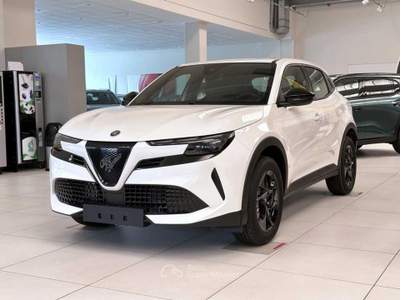 Alfa Romeo Junior 1.2 Hybrid ibrida eDCT6 Bianco usata Montagna in Valtellina