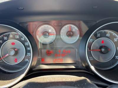 Fiat Punto 1.4 Natural Power Lounge Bianco usata Roma