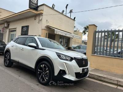 Peugeot 2008 1.5BlueHDi 100 Allure Pack *Coockpit* Bianco usata San Michele Salentino