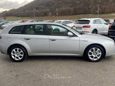 Alfa Romeo 159 1.9 JTDm 150CV Sportwagon Progression Grigio usata Sant'Angelo in vado