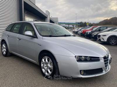 Alfa Romeo 159 1.9 JTDm 150CV Sportwagon Progression Grigio usata Sant'Angelo in vado