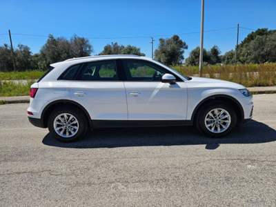 Audi Q5 30 TDI S tronic Business Bianco usata Maruggio