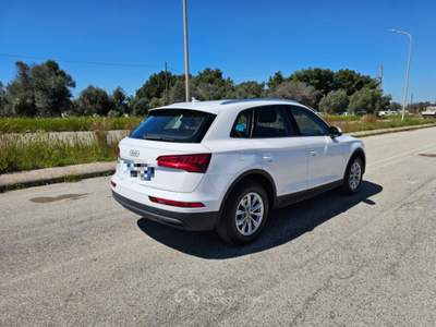 Audi Q5 30 TDI S tronic Business Bianco usata Maruggio