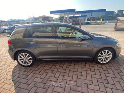 Volkswagen Golf 2.0 TDI 5p. Highline BlueMotion Technology Grigio usata Brusnengo