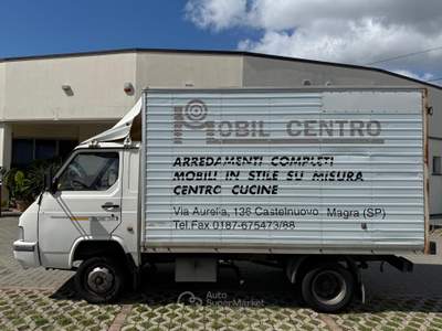 Nissan Trade Trade 3.0 Bianco usata Carrara