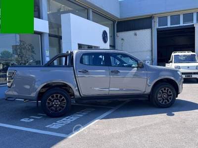 Isuzu D-Max 2.2 Nitro Sport Pick Up Grigio usata Calenzano