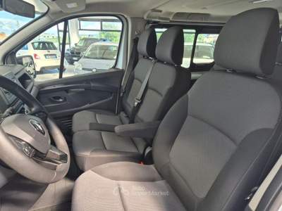 Renault Trafic BluedCi 110CV PC ZEN 9 POSTI- Bianco usata Vignola
