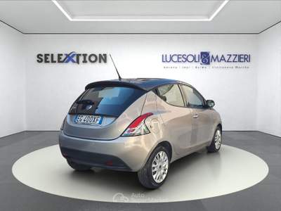 Lancia Ypsilon  - ypsilon 1.2 69 cv 5 porte s&s gold Argento usata Ancona