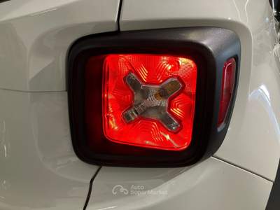 Jeep Renegade Renegade 1.5 Turbo T4 MHEV 130cv Limited 2WD Bianco usata Como