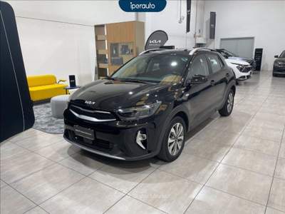 Kia Stonic 1.2 dpi urban s/smart pack 84cv Nero usata Cava Manara