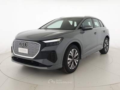 Audi Q4 45 286CV Business Advanced Grigio usata Verona