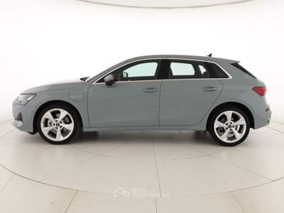 Audi A3 Sportback 40TFSIe 204CV S tronic Business Advanced Grigio usata Verona