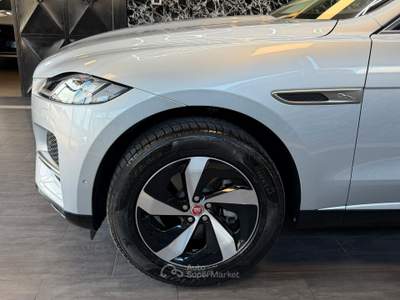 Jaguar F-Pace AWD aut. R-Dynamic HSE usata Stanghella