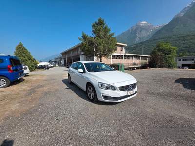 Volvo V60 NEOPATENTATI usata Quart