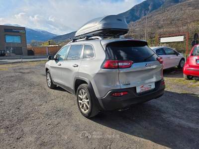 Jeep Cherokee II 185 CV 4WD usata Quart