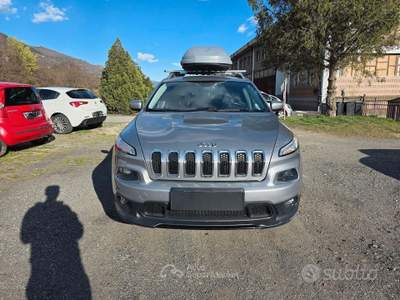 Jeep Cherokee II 185 CV 4WD usata Quart
