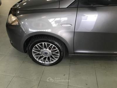 Lancia Ypsilon 5 porte S&S Platinum usata Cento