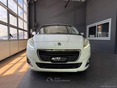 Peugeot 5008 5008 1.6 HDi 115 CV Active Bianco usata San Michele salentino