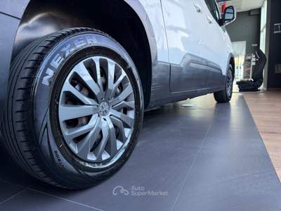 Peugeot Rifter Rifter BlueHDi 130 S&S Active Long 7 POSTI Bianco usata San Michele salentino