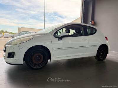 Peugeot 207 207 Plus 1.4 8V 75 CV 3p. ECO GPL Bianco usata San Michele salentino