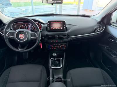 Fiat Tipo Tipo 1.6 Mjt S&S SW Easy Bianco usata San Michele salentino