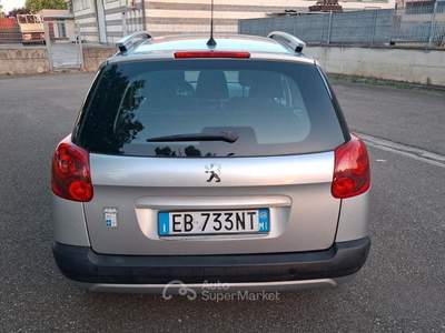 Peugeot 207 1.4 SW SOLAMENTE 65.000 KM usata Grosseto