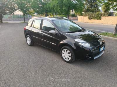 Renault Clio 1.2 sw del 2011 SOLO 105.000 KM usata Grosseto