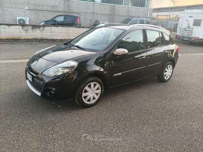 Renault Clio 1.2 sw del 2011 SOLO 105.000 KM usata Grosseto