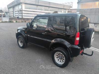 Suzuki Jimny 4WD 06 SOLO 146.000 KM usata Grosseto