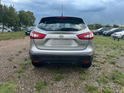 Nissan Qashqai SOLAMENTE 89.000 KM usata Grosseto