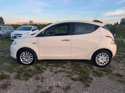 Lancia Ypsilon 1.2 SOLO 114.000 KM NEOPATENTATI usata Grosseto