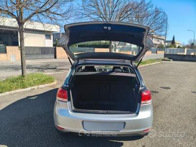 Volkswagen Golf 5 porte SOLO 123.000 KM usata Grosseto