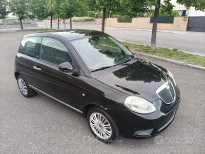 Lancia Ypsilon 1.2 del 2010 SOLO 109.000 KM usata Grosseto