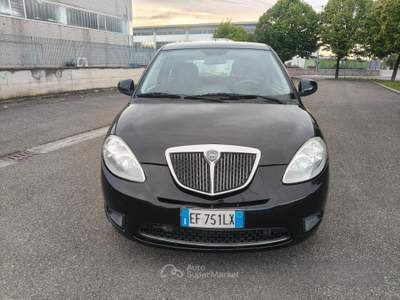 Lancia Ypsilon 1.2 del 2010 SOLO 109.000 KM usata Grosseto