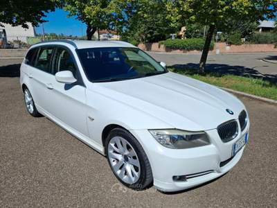 BMW Serie 3 318d 318 SW 2.0 TDI 143CV del 2011 NEOPATENTATI usata Grosseto