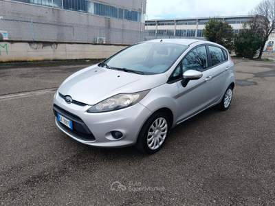 Ford Fiesta GPL 5 PORTE SOLAMENTE 97.000 KM usata Grosseto