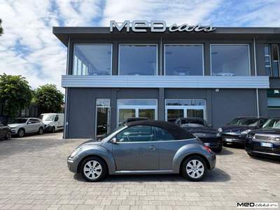 Volkswagen New Beetle TDI 105CV Grigio usata Rimini