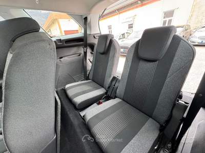 Peugeot 5008 7 POSTI Business usata Omegna
