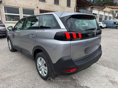 Peugeot 5008 7 POSTI Business usata Omegna