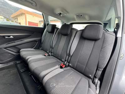 Peugeot 5008 7 POSTI Business usata Omegna