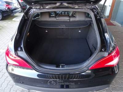 Mercedes-Benz CLA 2017 Mercedes-Benz CLA 180 ShootingBrake Keyless Navi Pelle Nero usata San Pietro Di Feletto